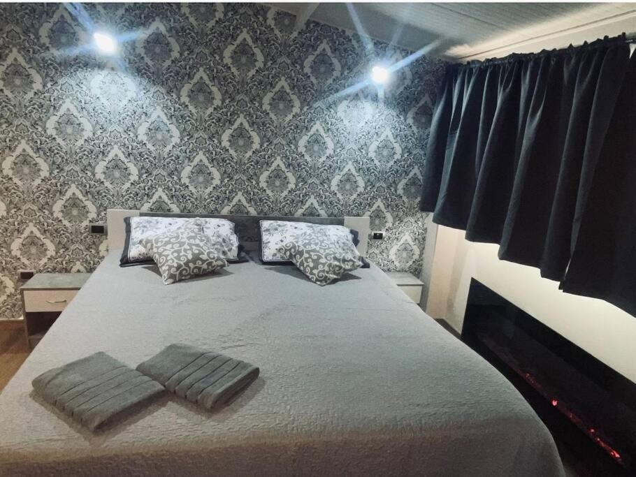 Suites Grey In Centro Randazzo Buitenkant foto
